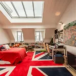 Charming Apartment With Terrace Eiffel Tower View