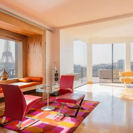 Charming With Terrace Eiffel Tower View * Parigi